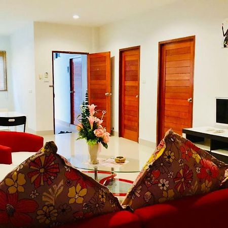 Siray House Aparthotel Phuket Bagian luar foto